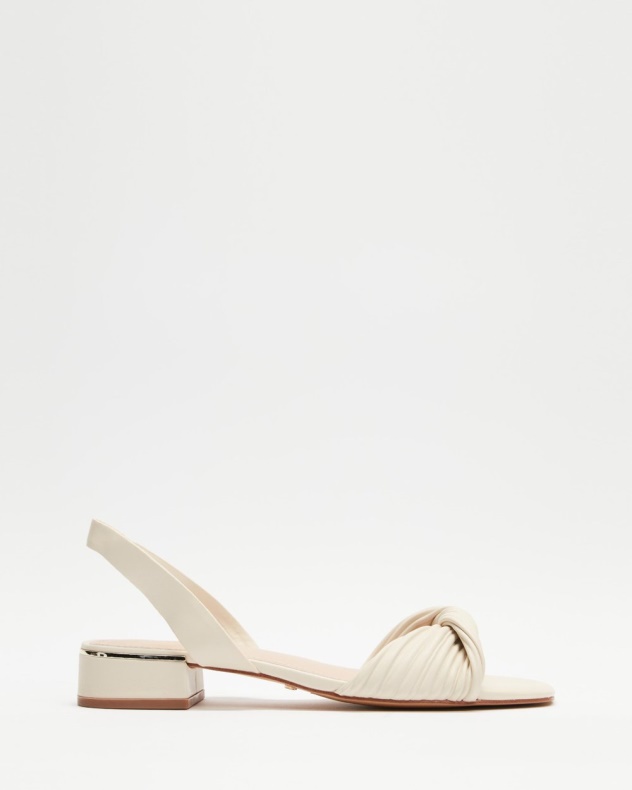 Anden Hvid Mode Aldo Nabila