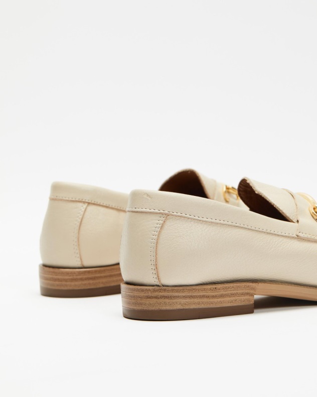 Mode Aldo Andre Hvide Derena