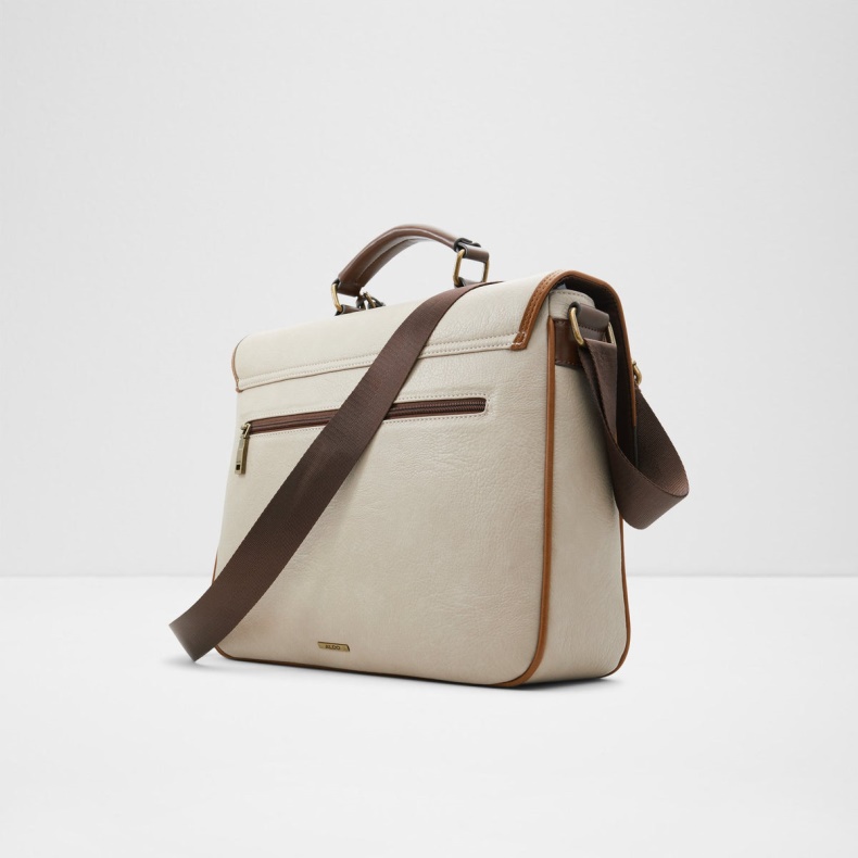 Aldo Mellembrun Mode Ethiranwan Messenger