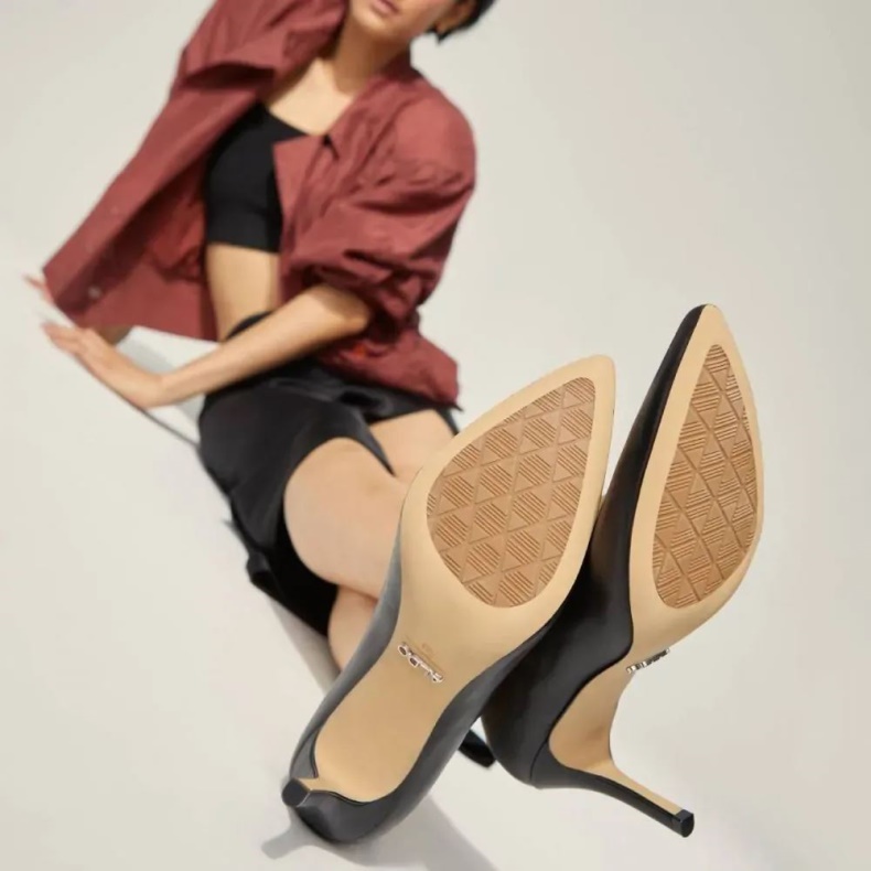 Coronitiflex Kvinders Mellemhælede Pumpe Mode Sort Aldo