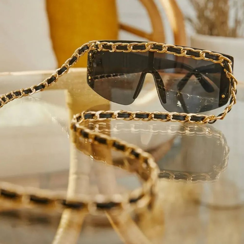 Sort/guld Multi Adroirwen Dametilbehør Solbriller Aldo Fashion