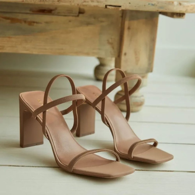 Okurr Kvinders Slynge Tilbage Blokhæl Sandal Fashion Aldo Bone