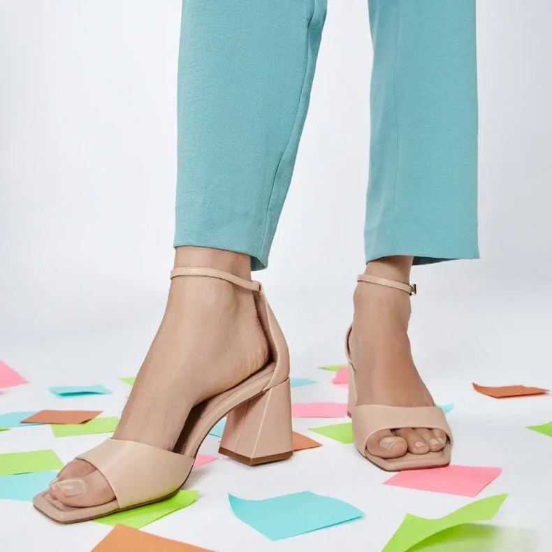 Safdie Kvinders Ankelstrop Hælsko Fashion Aldo Bone