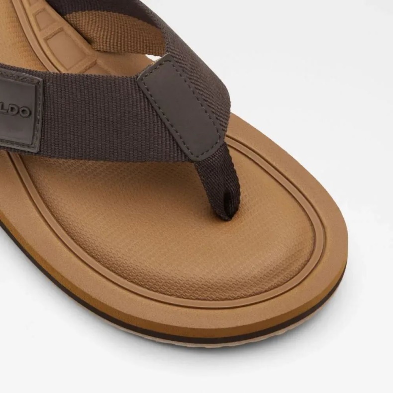 Tengen Herre Flad String Sandal Mørkebrun Aldo Mode
